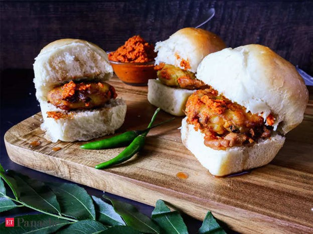 vada-pav-mumbai